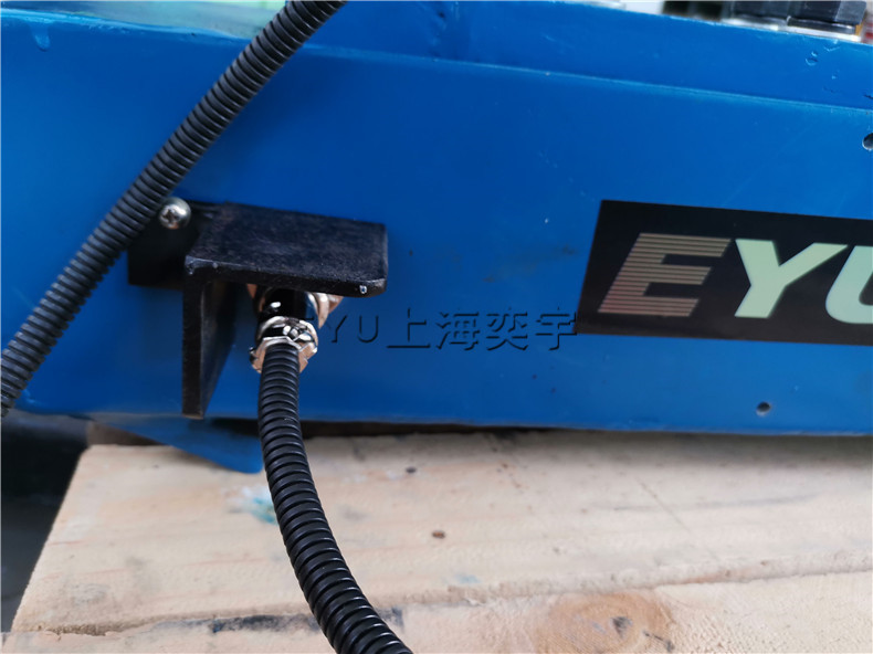 叉車(chē)稱(chēng)重改裝用無(wú)線(xiàn)稱(chēng)重貨叉套